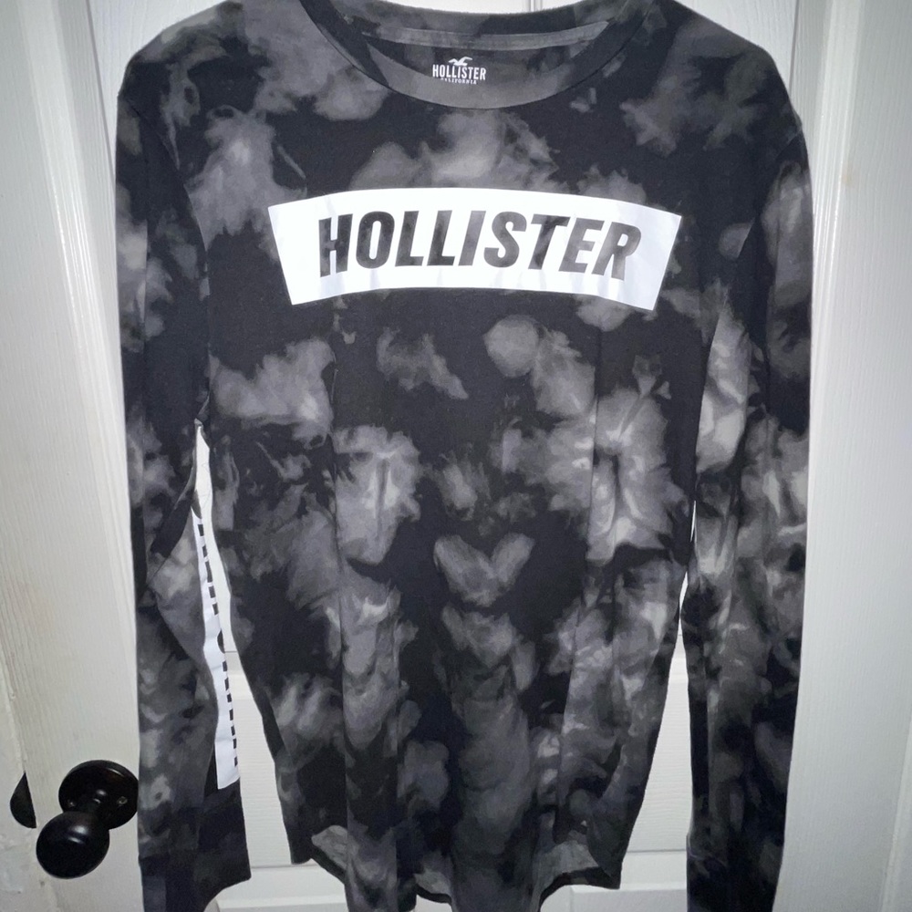 Hollister Men’s Black Tie Die Long Sleeve